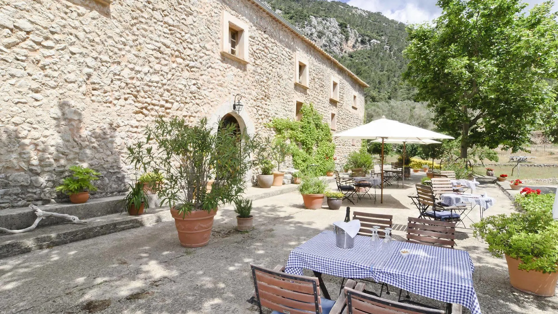 ***  Honor Vell Hotel Bunyola Spain